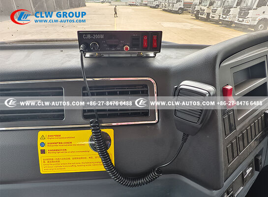 HOWO 8X4 30 Ton Rotary Wrecker Truck with 360° Rotatable Boom and Dual 15-Ton Hydraulic Winches
