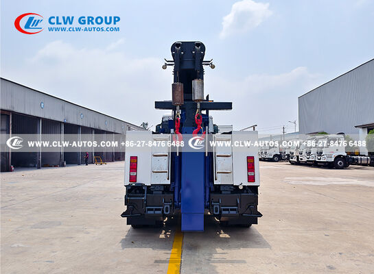 HOWO 8X4 30 Ton Rotary Wrecker Truck with 360° Rotatable Boom and Dual 15-Ton Hydraulic Winches
