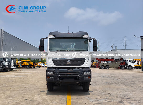 HOWO 8X4 30 Ton Rotary Wrecker Truck with 360° Rotatable Boom and Dual 15-Ton Hydraulic Winches