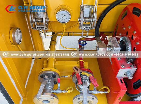 Sinotruk HOWO 4x2 15,000L LPG Bobtail Truck with CORKEN Z2000 Pump and Q345R Steel Tank for Heavy-Duty Propane Delivery