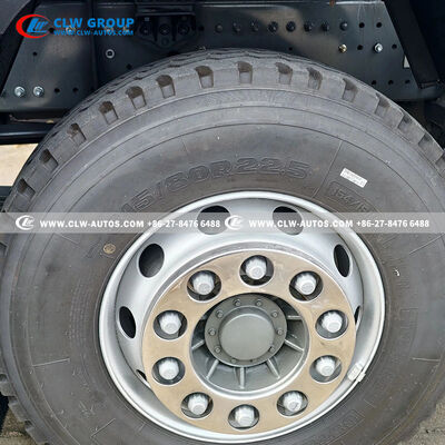 HOWO 8×4 25,000L Fuel Tank Truck with Fuel Dispensing System