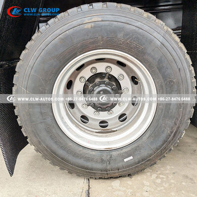 ISUZU 6x4 Sewage Suction Truck with 15-20m³ Carbon Steel Tank and High-Efficiency Vacuum Suction System