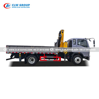 Sinotruk HOWO 4x2 5-Ton Knuckle Boom Crane Truck with 360° Rotation and 4.5m Cargo Box for Algeria