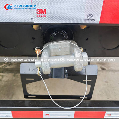 ISUZU 700P 5-Ton Crane Truck with Aluminum Alloy Cargo Box, Liquid Fuel Engine Heating & 10-Ton Tow Hook for Russian Market