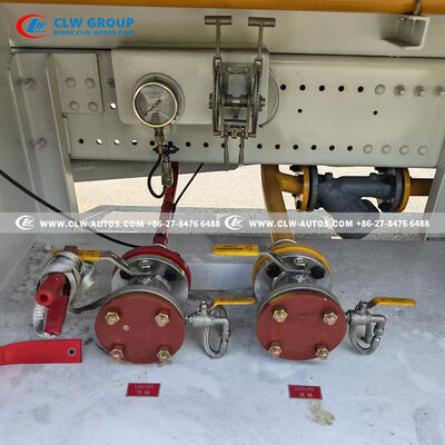 Sinotruk HOWO 6x4 25m³ LPG Refueling Truck with Weichai 336HP Engine and High-Strength Carbon Steel Tank