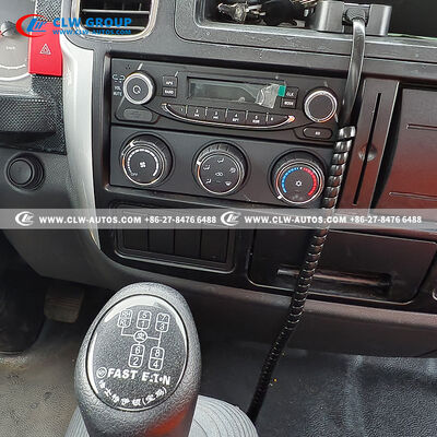 Dongfeng 4x2 4-Ton Flatbed Wrecker Truck with 4-Ton Hydraulic Winch, 2.5-Ton Rear Towing Arm & Complete Rescue Tools