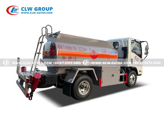 FAW Jiefang Tiger VR 4x2 2,200L Mini Fuel Tanker with 95-130HP Diesel Engine and Anti-Corrosion Coating