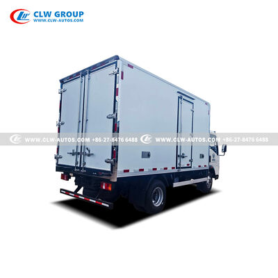HOWO RHD 3 Ton Refrigerated Truck with Carrier Supra 550 Independent Cooling Unit for Cold Chain Delivery