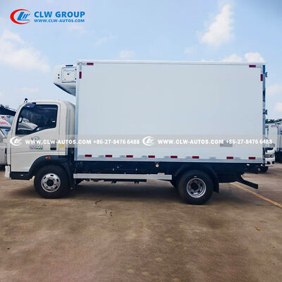 HOWO RHD 3 Ton Refrigerated Truck with Carrier Supra 550 Independent Cooling Unit for Cold Chain Delivery