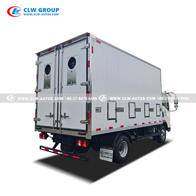 HOWO 4X2 4.2m Day-Old Chick Transport Truck with 20,000 Chick Capacity and Hanxue L-Z560 Refrigeration Unit