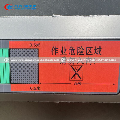 ISUZU KV600 5-Ton Dry Cleaning Delivery Truck with Insulated Cargo Box and 2-Ton Hydraulic Tailgate