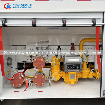 Sinotruk HOWO 8x4 35.5m³ High-Capacity LPG Bobtail Truck with WEICHAI 365-400HP Engine and Q345R Steel Tank