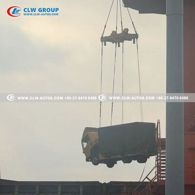 Sinotruk HOWO 4x2 LED Billboard Truck with Triple-Side P4/P5 LED Screens, Hydraulic Liftable Screens, and Foldable Stage