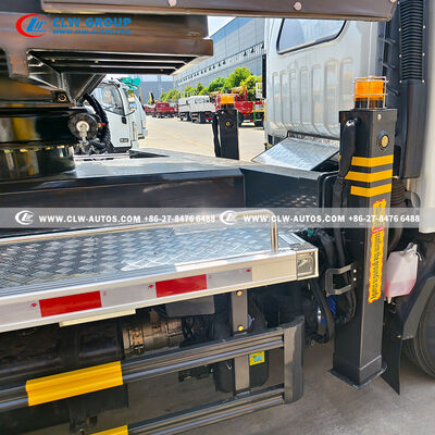 ISUZU 4x2 30-Meter Aerial Work Platform with 200kg Stainless Steel Bucket and Telescopic Manlift