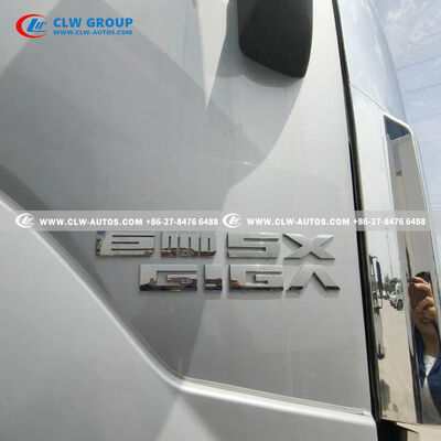 ISUZU 10-Ton Frozen Meat Reefer Truck with Carrier Citimax 1100 and Stainless Steel Meat Rail System