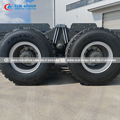Sinotruk HOWO 8x4 400HP Flatbed Truck with 9m Manganese Steel Deck and Hydraulic Ramp for Heavy Machinery Transport