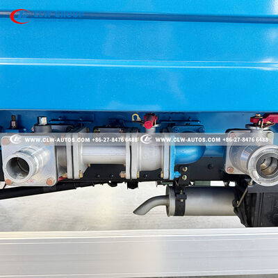 FAW VH Right-Hand Drive 5,000L Water Bowser Truck - Compact Water Sprinkler Truck for Road Washing and Dust Control